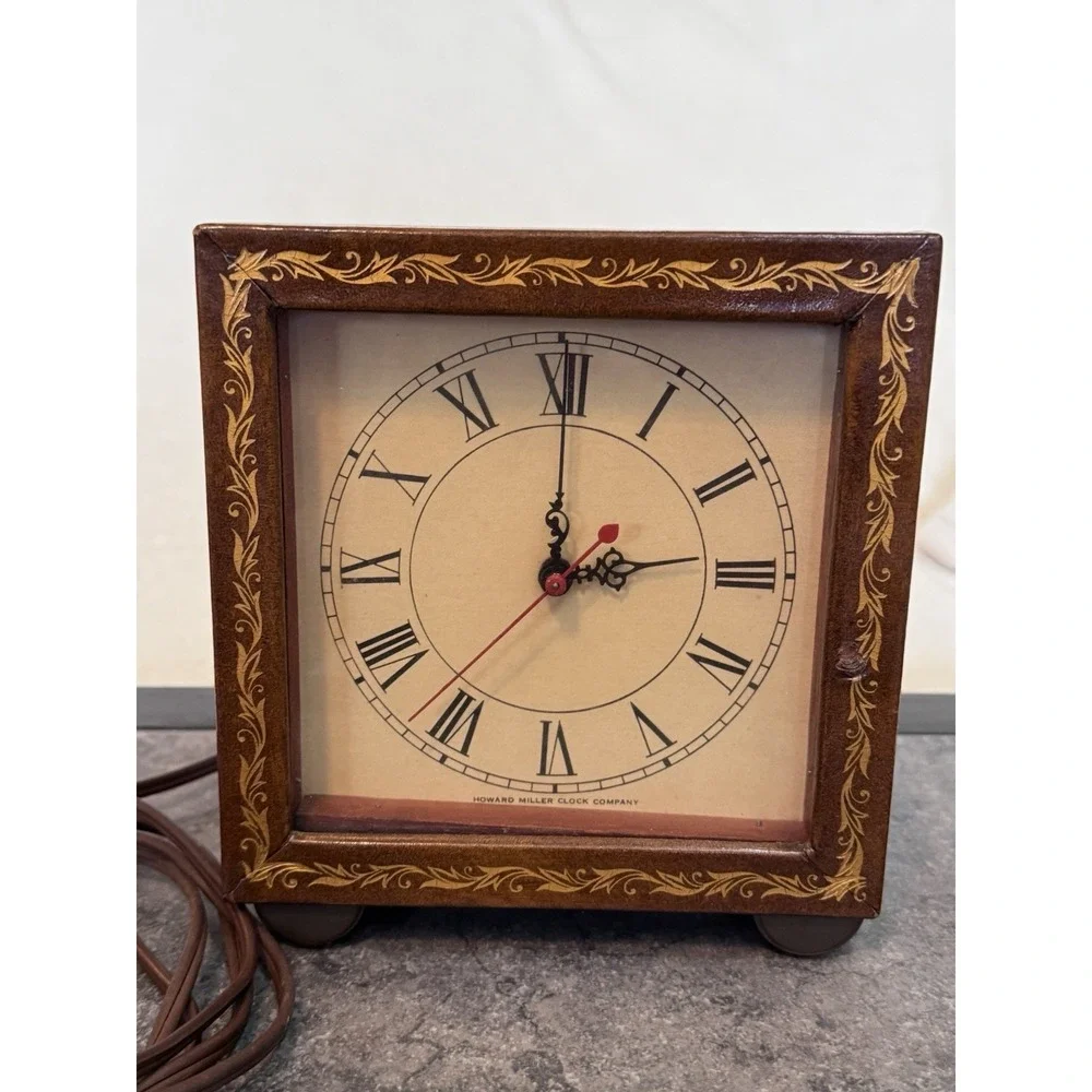 RARE VINTAGE HOWARD MILLER ELECTRIC CLOCK Model 4735 Late 1940s-1950s Works